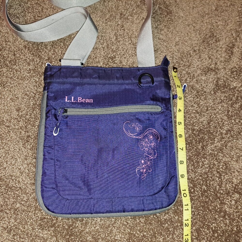 L.L. Bean Purple Crossbody Bag, Nylon, Expandable, Flower Swirl, Travel, Hiking - Picture 6 of 12